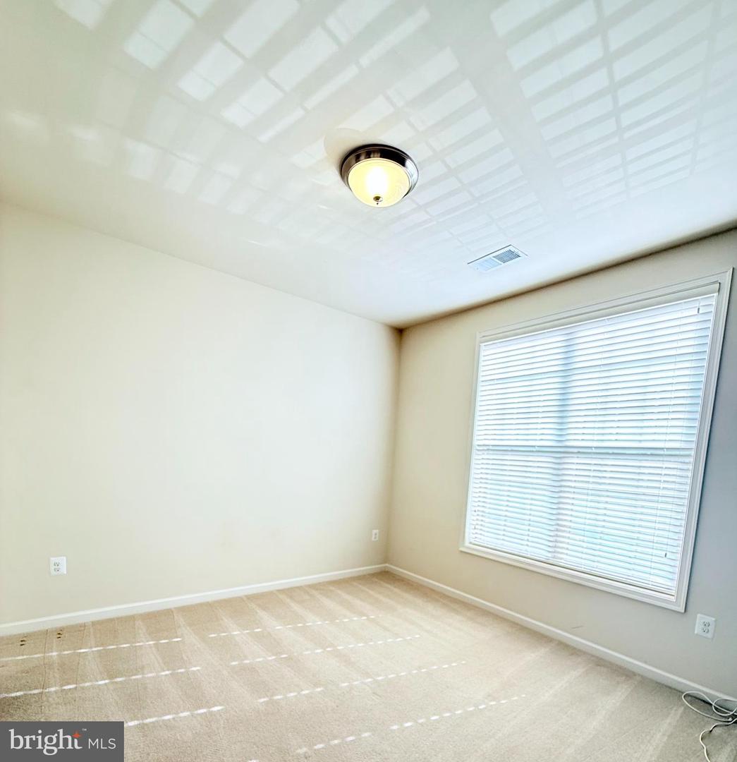 22472 CAMBRIDGEPORT SQ, ASHBURN, Virginia 20148, 4 Bedrooms Bedrooms, ,3 BathroomsBathrooms,Residential,For sale,22472 CAMBRIDGEPORT SQ,VALO2099278 MLS # VALO2099278