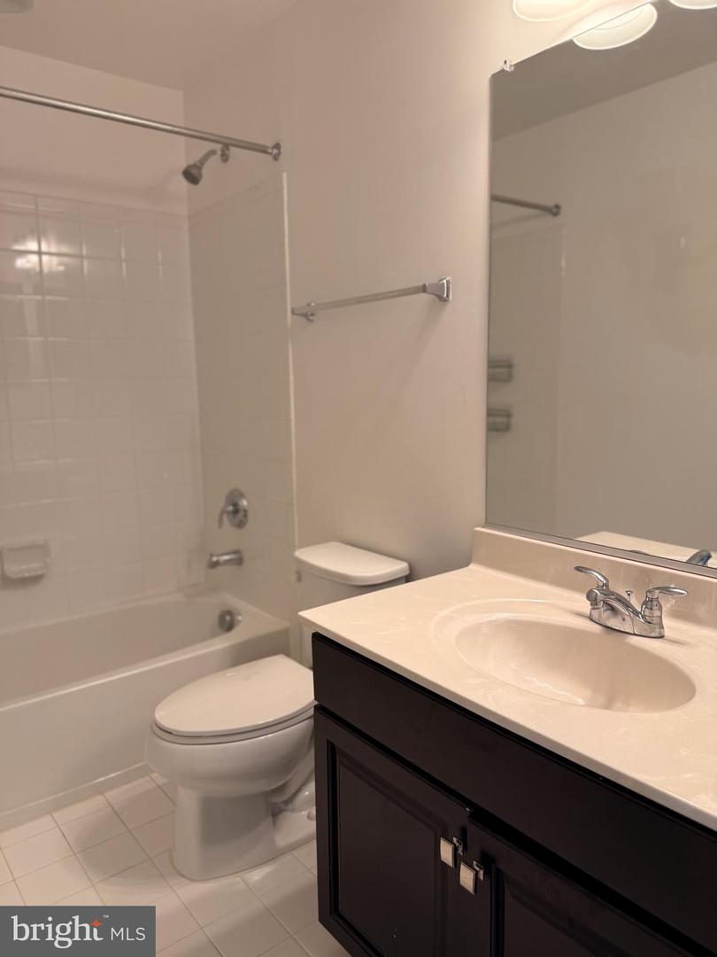 22472 CAMBRIDGEPORT SQ, ASHBURN, Virginia 20148, 4 Bedrooms Bedrooms, ,3 BathroomsBathrooms,Residential,For sale,22472 CAMBRIDGEPORT SQ,VALO2099278 MLS # VALO2099278