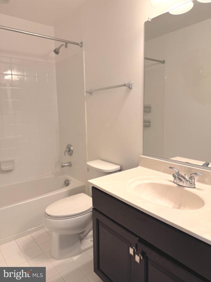 22472 CAMBRIDGEPORT SQ, ASHBURN, Virginia 20148, 4 Bedrooms Bedrooms, ,3 BathroomsBathrooms,Residential,For sale,22472 CAMBRIDGEPORT SQ,VALO2099278 MLS # VALO2099278