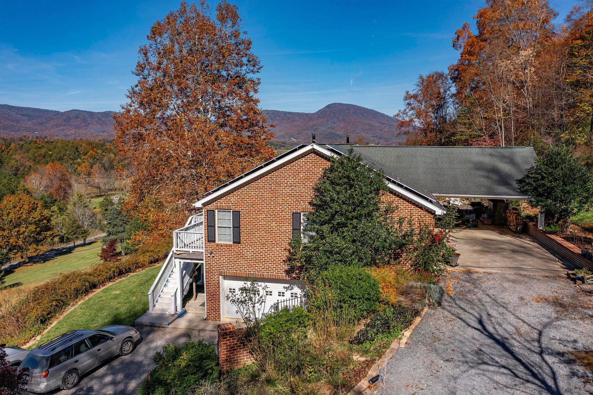 Drive up to the carport to unload your groceries.