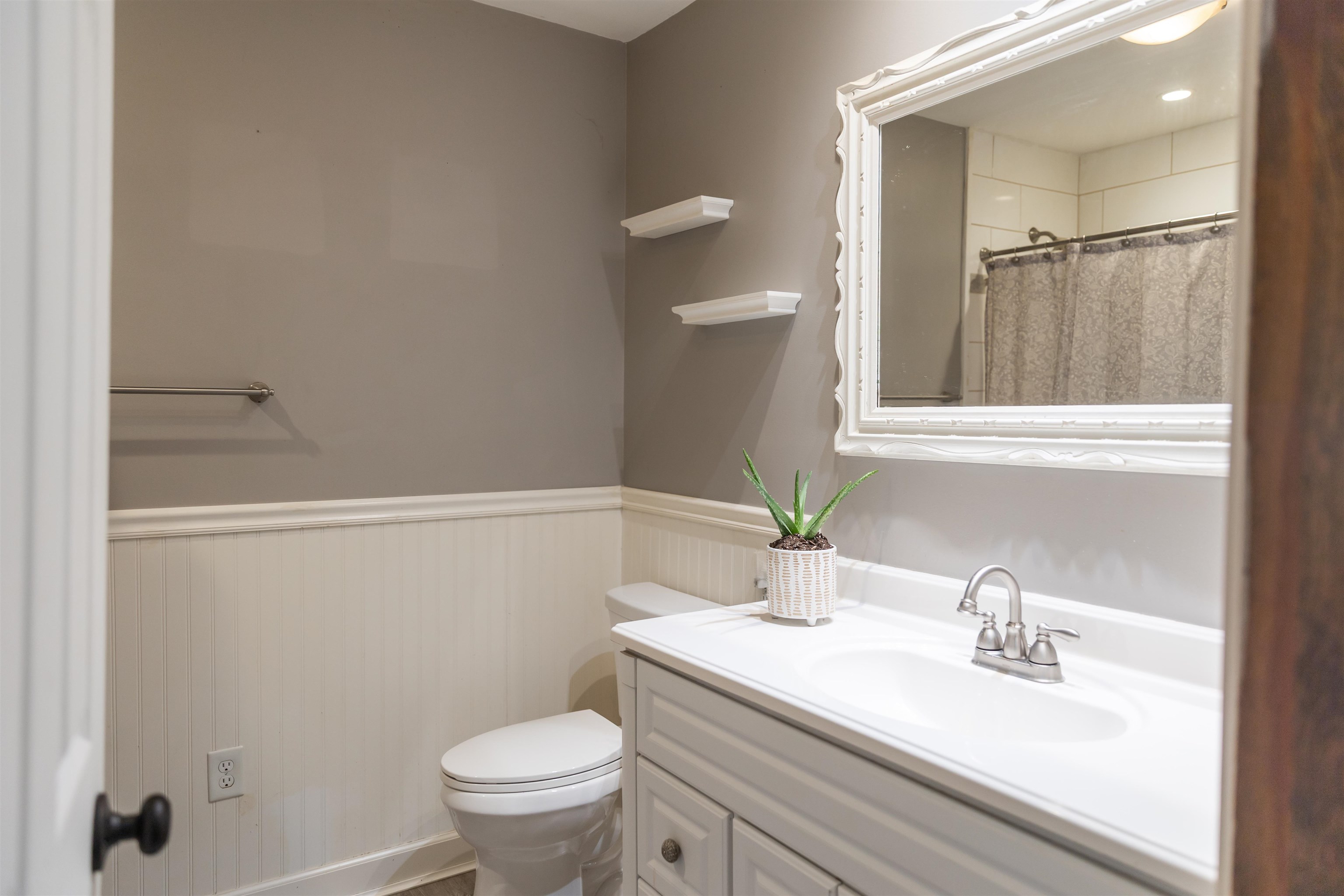 61 EMERALD LN, LEXINGTON, Virginia 24450, 3 Bedrooms Bedrooms, ,3 BathroomsBathrooms,Residential,61 EMERALD LN,667543 MLS # 667543
