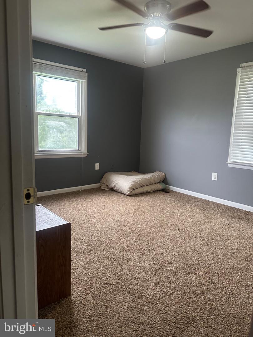 111 AUSTIN DR, STAFFORD, Virginia 22556, 4 Bedrooms Bedrooms, 6 Rooms Rooms,2 BathroomsBathrooms,Residential,For sale,111 AUSTIN DR,VAST2040446 MLS # VAST2040446