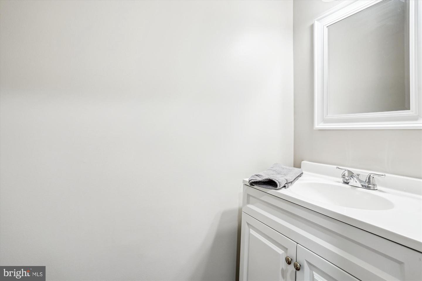 3026 SEMINOLE RD, WOODBRIDGE, Virginia 22192, 3 Bedrooms Bedrooms, 11 Rooms Rooms,1 BathroomBathrooms,Residential,For sale,3026 SEMINOLE RD,VAPW2098462 MLS # VAPW2098462