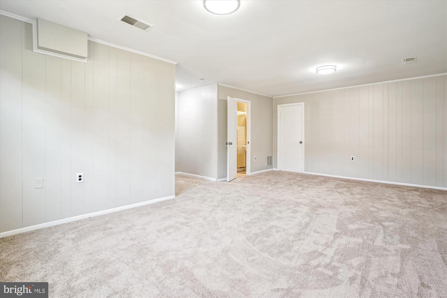 3026 SEMINOLE RD, WOODBRIDGE, Virginia 22192, 3 Bedrooms Bedrooms, 11 Rooms Rooms,1 BathroomBathrooms,Residential,For sale,3026 SEMINOLE RD,VAPW2098462 MLS # VAPW2098462