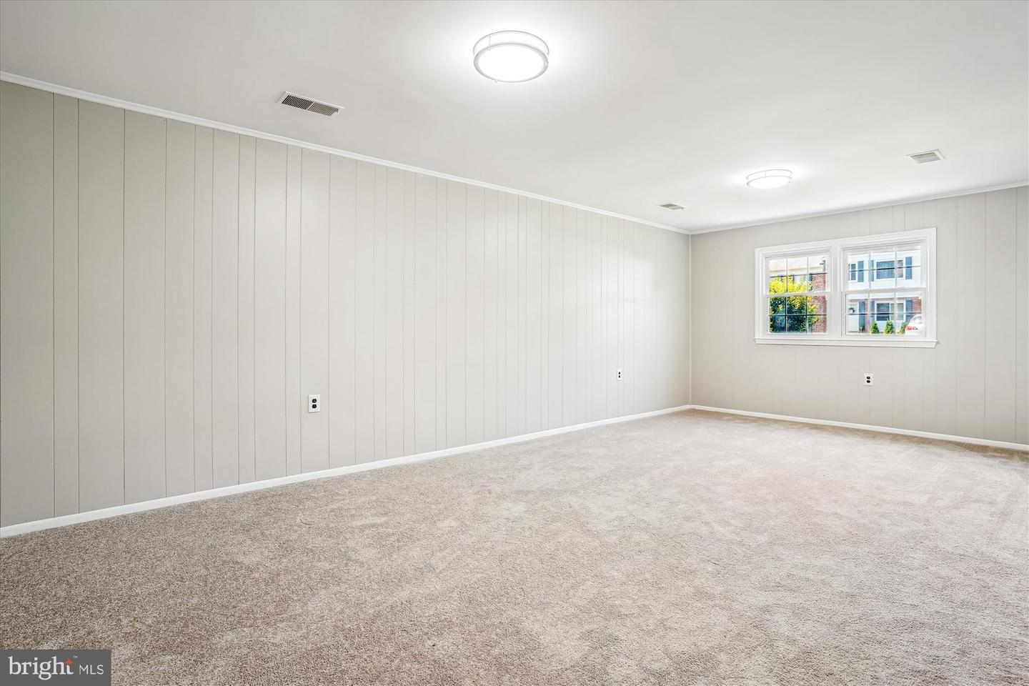 3026 SEMINOLE RD, WOODBRIDGE, Virginia 22192, 3 Bedrooms Bedrooms, 11 Rooms Rooms,1 BathroomBathrooms,Residential,For sale,3026 SEMINOLE RD,VAPW2098462 MLS # VAPW2098462