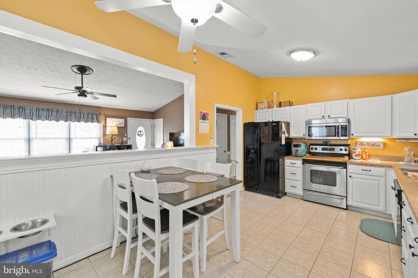 119 SUMMER LAKE DR, STEPHENS CITY, Virginia 22655, 3 Bedrooms Bedrooms, ,2 BathroomsBathrooms,Residential,For sale,119 SUMMER LAKE DR,VAFV2035234 MLS # VAFV2035234