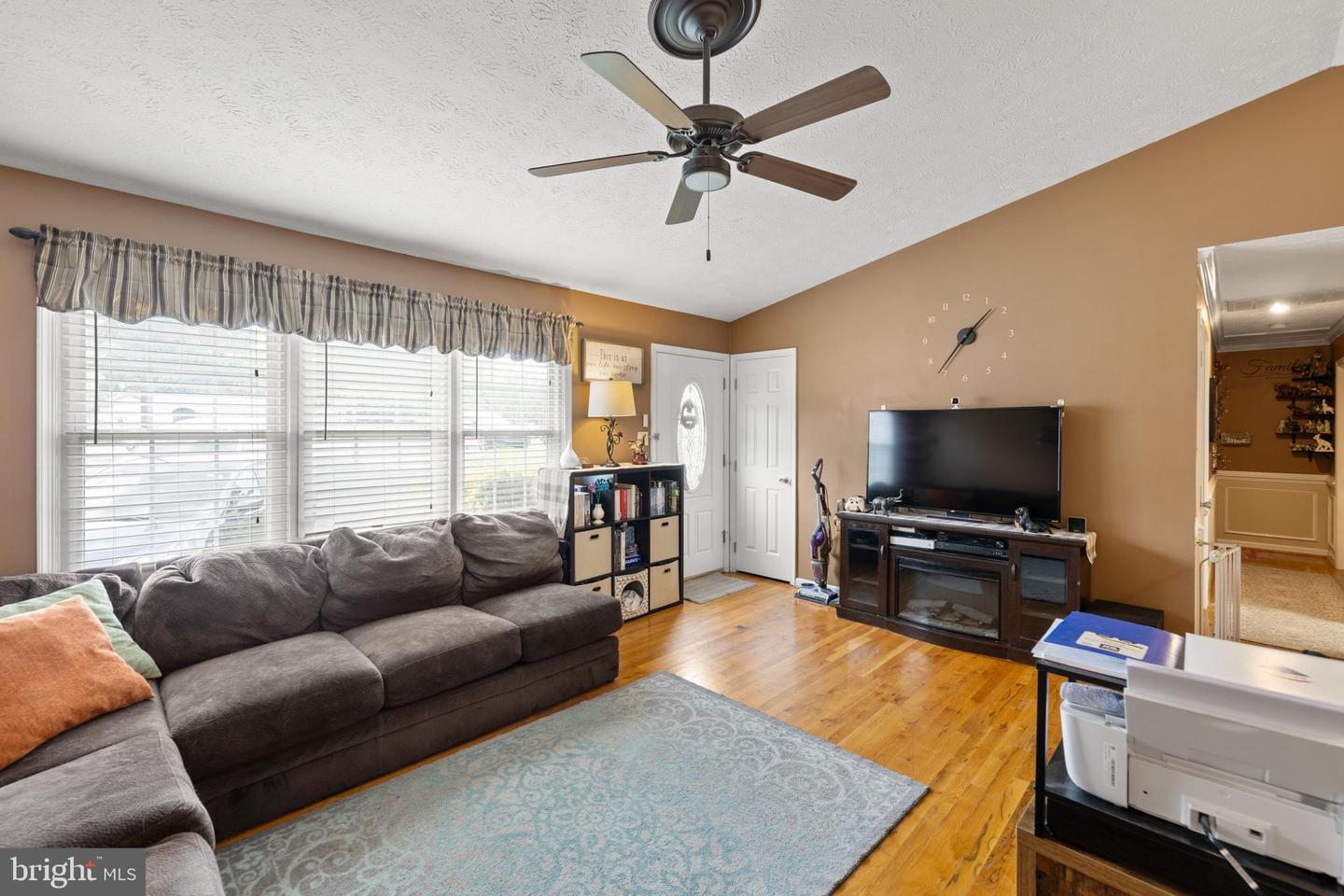 119 SUMMER LAKE DR, STEPHENS CITY, Virginia 22655, 3 Bedrooms Bedrooms, ,2 BathroomsBathrooms,Residential,For sale,119 SUMMER LAKE DR,VAFV2035234 MLS # VAFV2035234