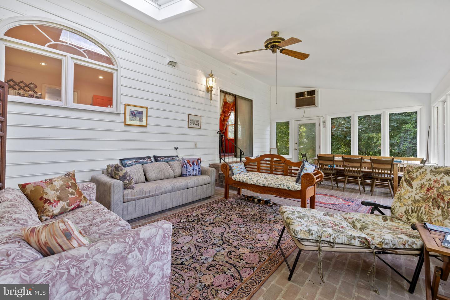 961 SUMMERVILLE RD, BOYCE, Virginia 22620, 3 Bedrooms Bedrooms, ,3 BathroomsBathrooms,Residential,For sale,961 SUMMERVILLE RD,VACL2003894 MLS # VACL2003894