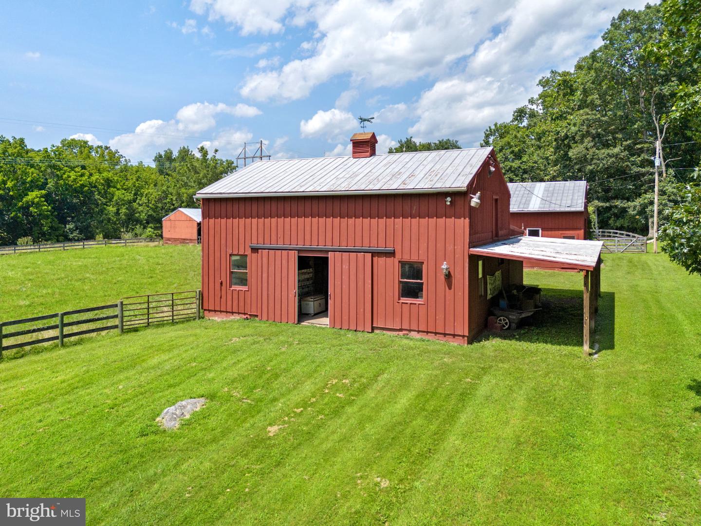 961 SUMMERVILLE RD, BOYCE, Virginia 22620, 3 Bedrooms Bedrooms, ,3 BathroomsBathrooms,Residential,For sale,961 SUMMERVILLE RD,VACL2003894 MLS # VACL2003894