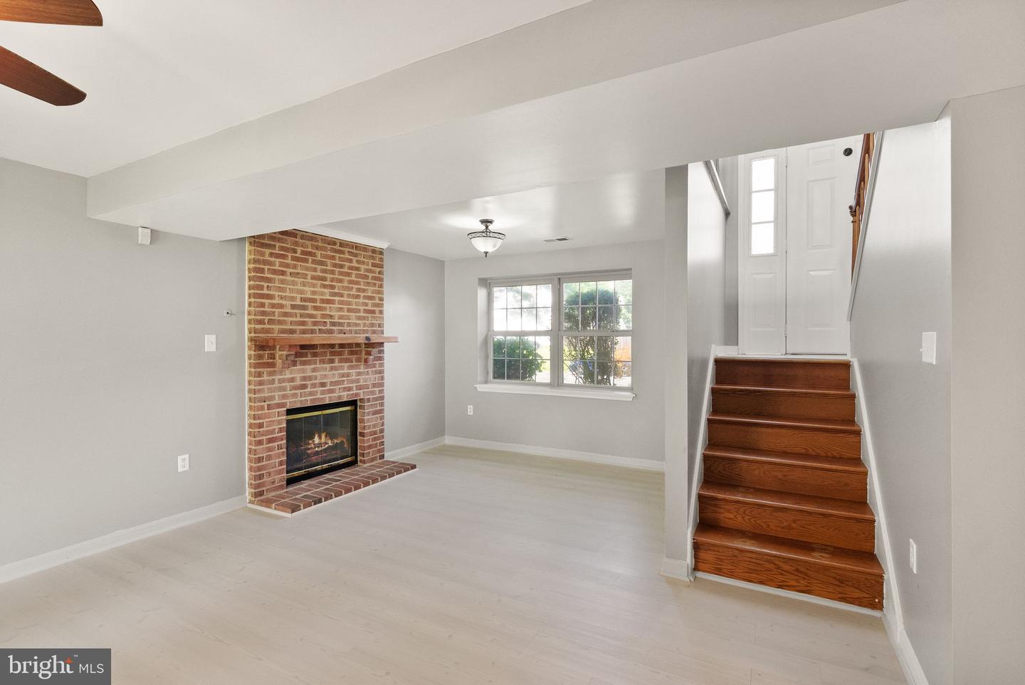 5837 RIVERSIDE DR, WOODBRIDGE, Virginia 22193, 4 Bedrooms Bedrooms, ,3 BathroomsBathrooms,Residential,For sale,5837 RIVERSIDE DR,VAPW2099204 MLS # VAPW2099204