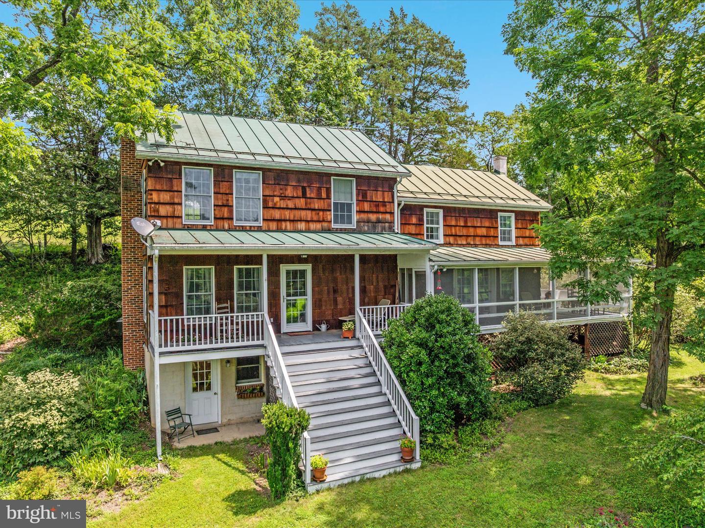 2335 SAINT DAVIDS CHURCH RD, FORT VALLEY, Virginia 22652, 2 Bedrooms Bedrooms, 9 Rooms Rooms,2 BathroomsBathrooms,Residential,For sale,2335 SAINT DAVIDS CHURCH RD,VASH2011992 MLS # VASH2011992