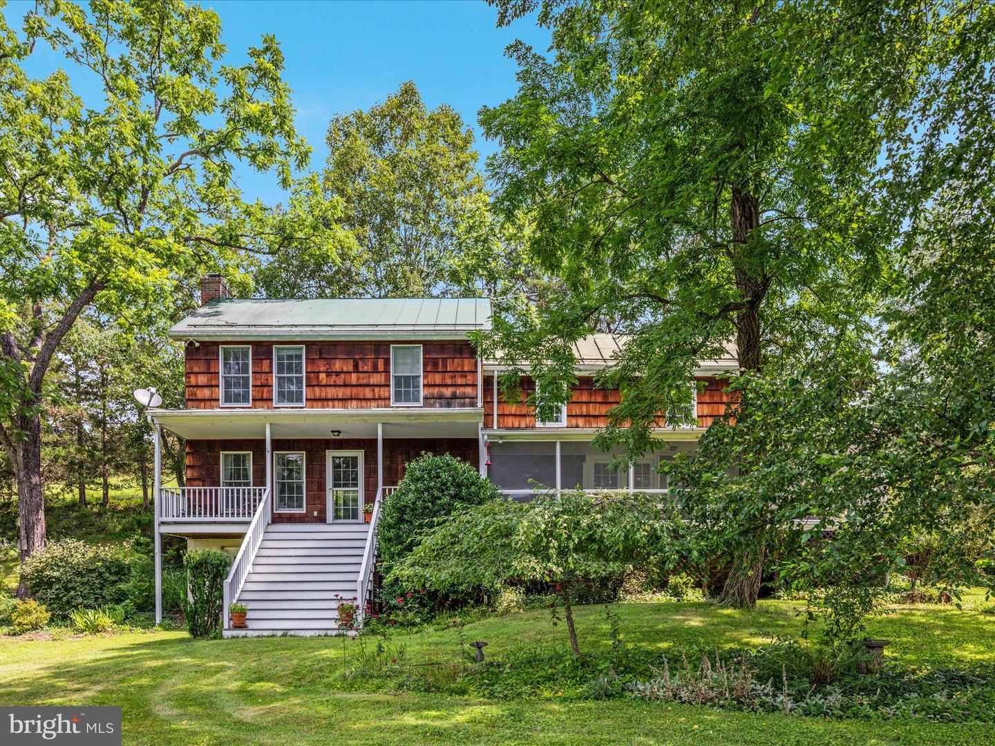 2335 SAINT DAVIDS CHURCH RD, FORT VALLEY, Virginia 22652, 2 Bedrooms Bedrooms, 9 Rooms Rooms,2 BathroomsBathrooms,Residential,For sale,2335 SAINT DAVIDS CHURCH RD,VASH2011992 MLS # VASH2011992