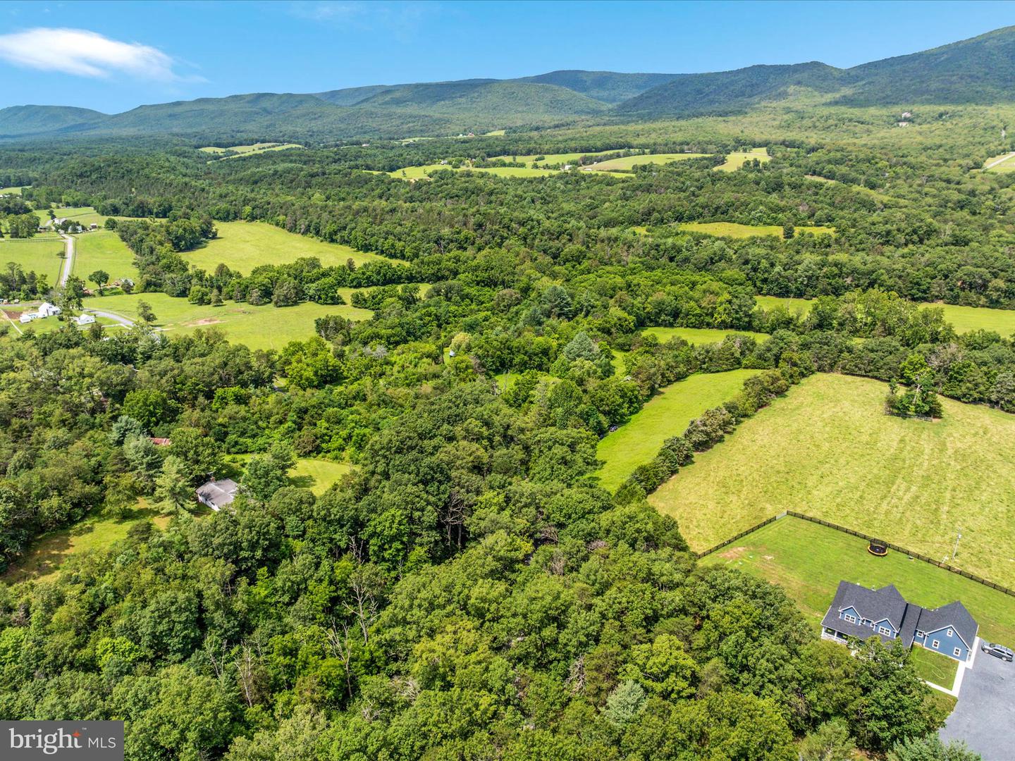 2335 SAINT DAVIDS CHURCH RD, FORT VALLEY, Virginia 22652, 2 Bedrooms Bedrooms, 9 Rooms Rooms,2 BathroomsBathrooms,Residential,For sale,2335 SAINT DAVIDS CHURCH RD,VASH2011992 MLS # VASH2011992