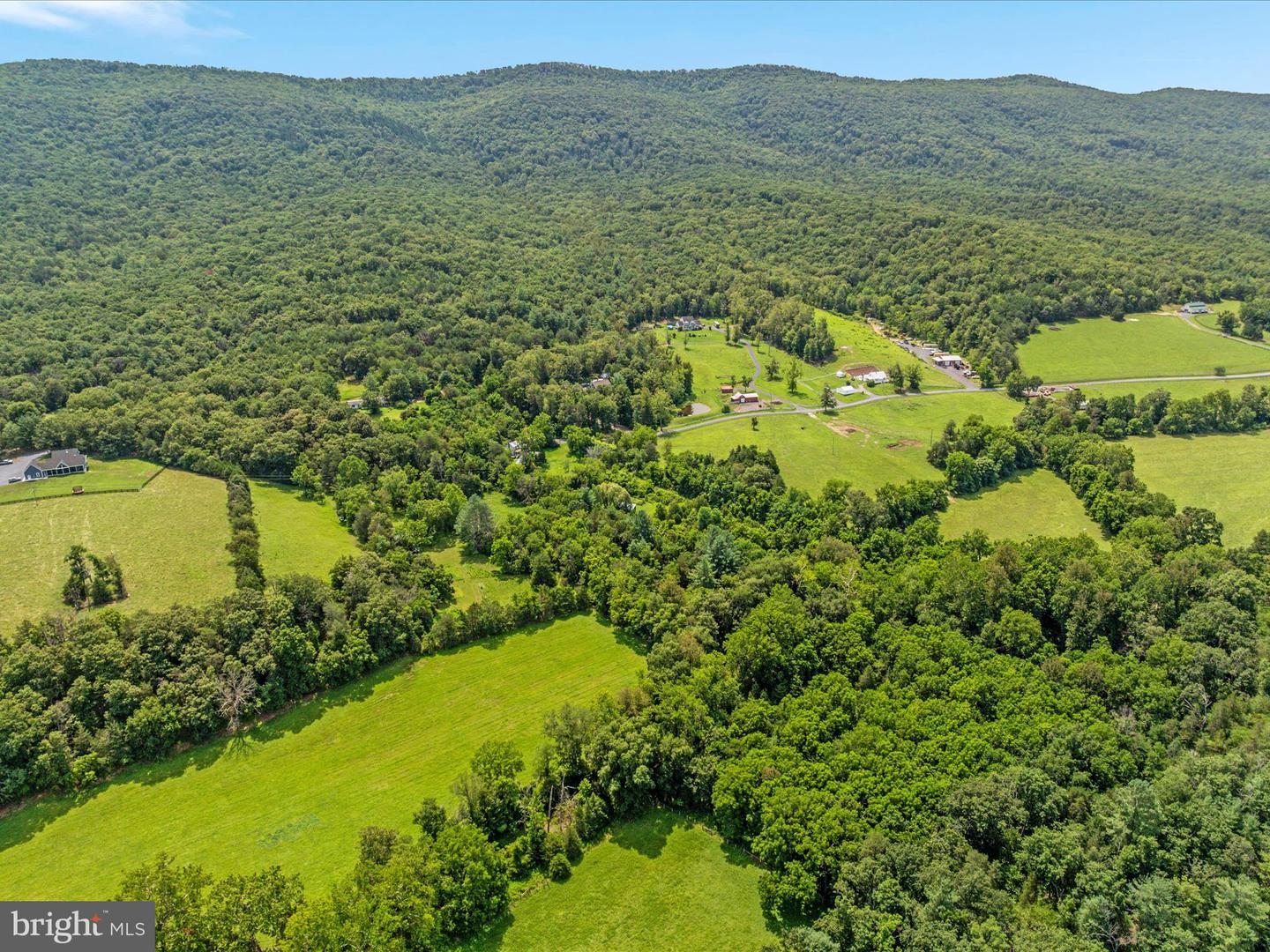 2335 SAINT DAVIDS CHURCH RD, FORT VALLEY, Virginia 22652, 2 Bedrooms Bedrooms, 9 Rooms Rooms,2 BathroomsBathrooms,Residential,For sale,2335 SAINT DAVIDS CHURCH RD,VASH2011992 MLS # VASH2011992