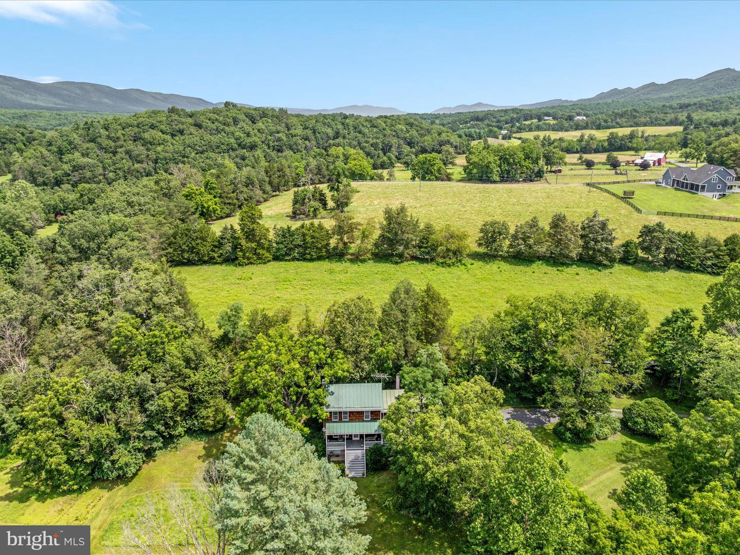 2335 SAINT DAVIDS CHURCH RD, FORT VALLEY, Virginia 22652, 2 Bedrooms Bedrooms, 9 Rooms Rooms,2 BathroomsBathrooms,Residential,For sale,2335 SAINT DAVIDS CHURCH RD,VASH2011992 MLS # VASH2011992