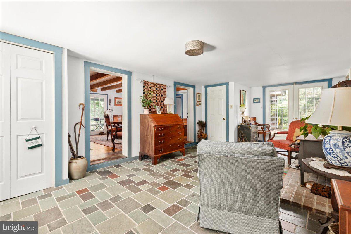 2335 SAINT DAVIDS CHURCH RD, FORT VALLEY, Virginia 22652, 2 Bedrooms Bedrooms, 9 Rooms Rooms,2 BathroomsBathrooms,Residential,For sale,2335 SAINT DAVIDS CHURCH RD,VASH2011992 MLS # VASH2011992