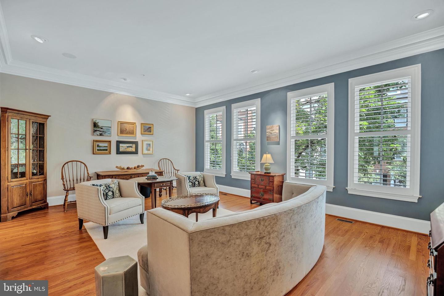 708 DAY LN, ALEXANDRIA, Virginia 22314, 4 Bedrooms Bedrooms, ,3 BathroomsBathrooms,Residential,For sale,708 DAY LN,VAAX2047708 MLS # VAAX2047708