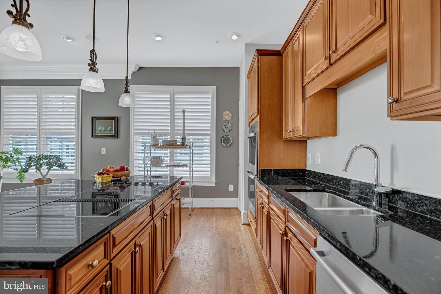 708 DAY LN, ALEXANDRIA, Virginia 22314, 4 Bedrooms Bedrooms, ,3 BathroomsBathrooms,Residential,For sale,708 DAY LN,VAAX2047708 MLS # VAAX2047708