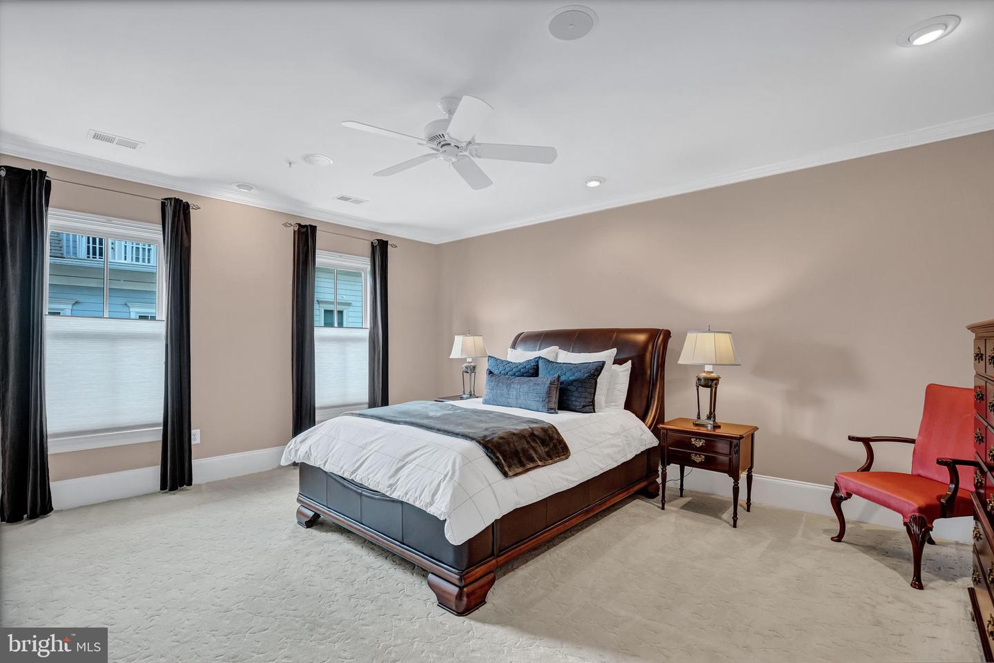 708 DAY LN, ALEXANDRIA, Virginia 22314, 4 Bedrooms Bedrooms, ,3 BathroomsBathrooms,Residential,For sale,708 DAY LN,VAAX2047708 MLS # VAAX2047708