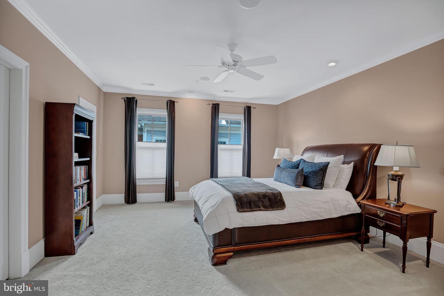 708 DAY LN, ALEXANDRIA, Virginia 22314, 4 Bedrooms Bedrooms, ,3 BathroomsBathrooms,Residential,For sale,708 DAY LN,VAAX2047708 MLS # VAAX2047708