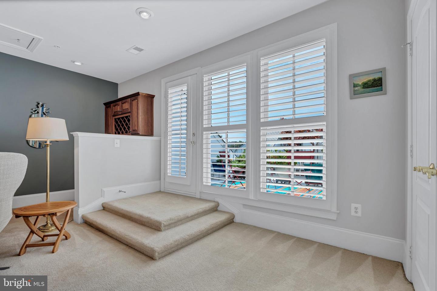 708 DAY LN, ALEXANDRIA, Virginia 22314, 4 Bedrooms Bedrooms, ,3 BathroomsBathrooms,Residential,For sale,708 DAY LN,VAAX2047708 MLS # VAAX2047708
