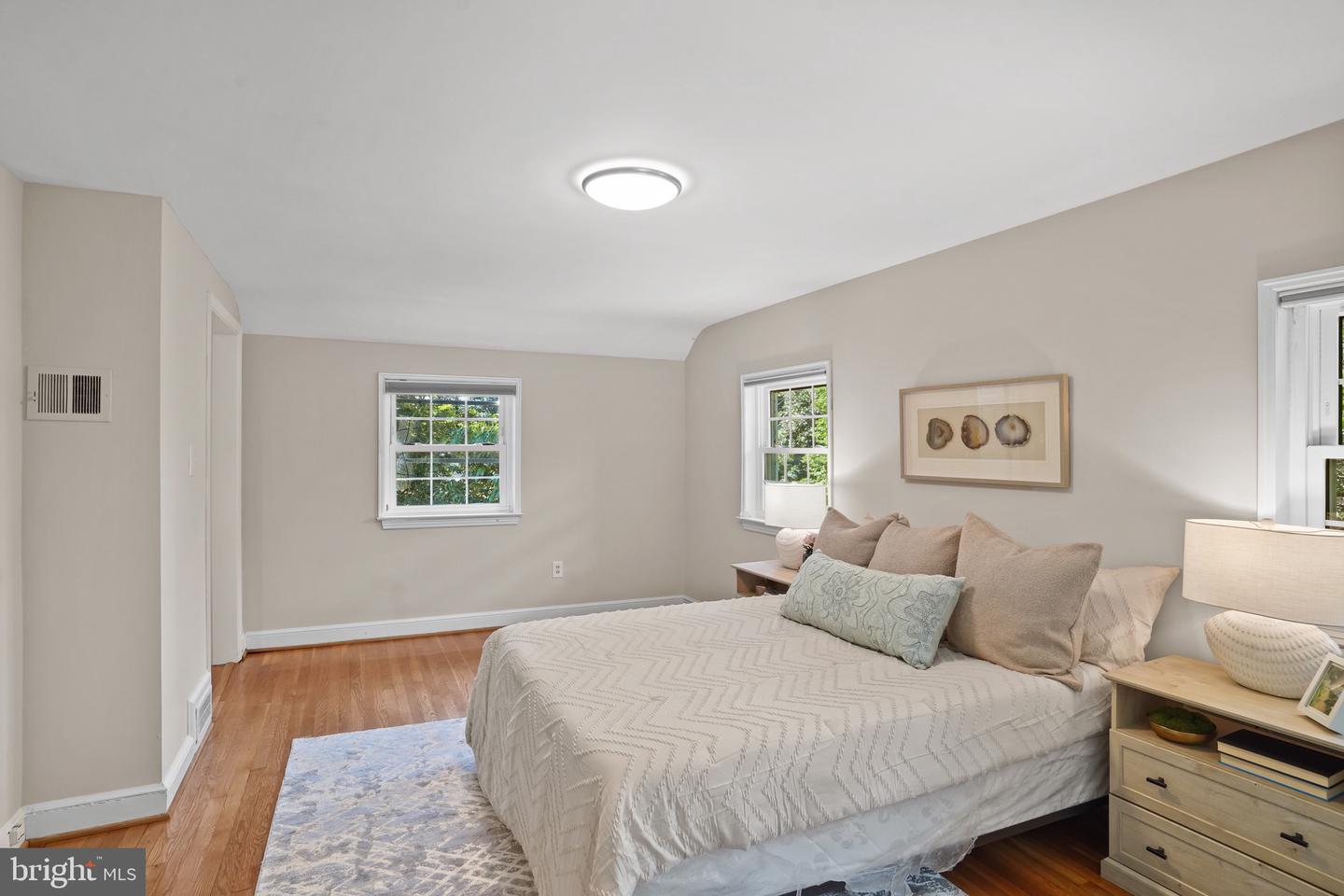 4208 23RD ST N, ARLINGTON, Virginia 22207, 3 Bedrooms Bedrooms, ,3 BathroomsBathrooms,Residential,For sale,4208 23RD ST N,VAAR2061302 MLS # VAAR2061302