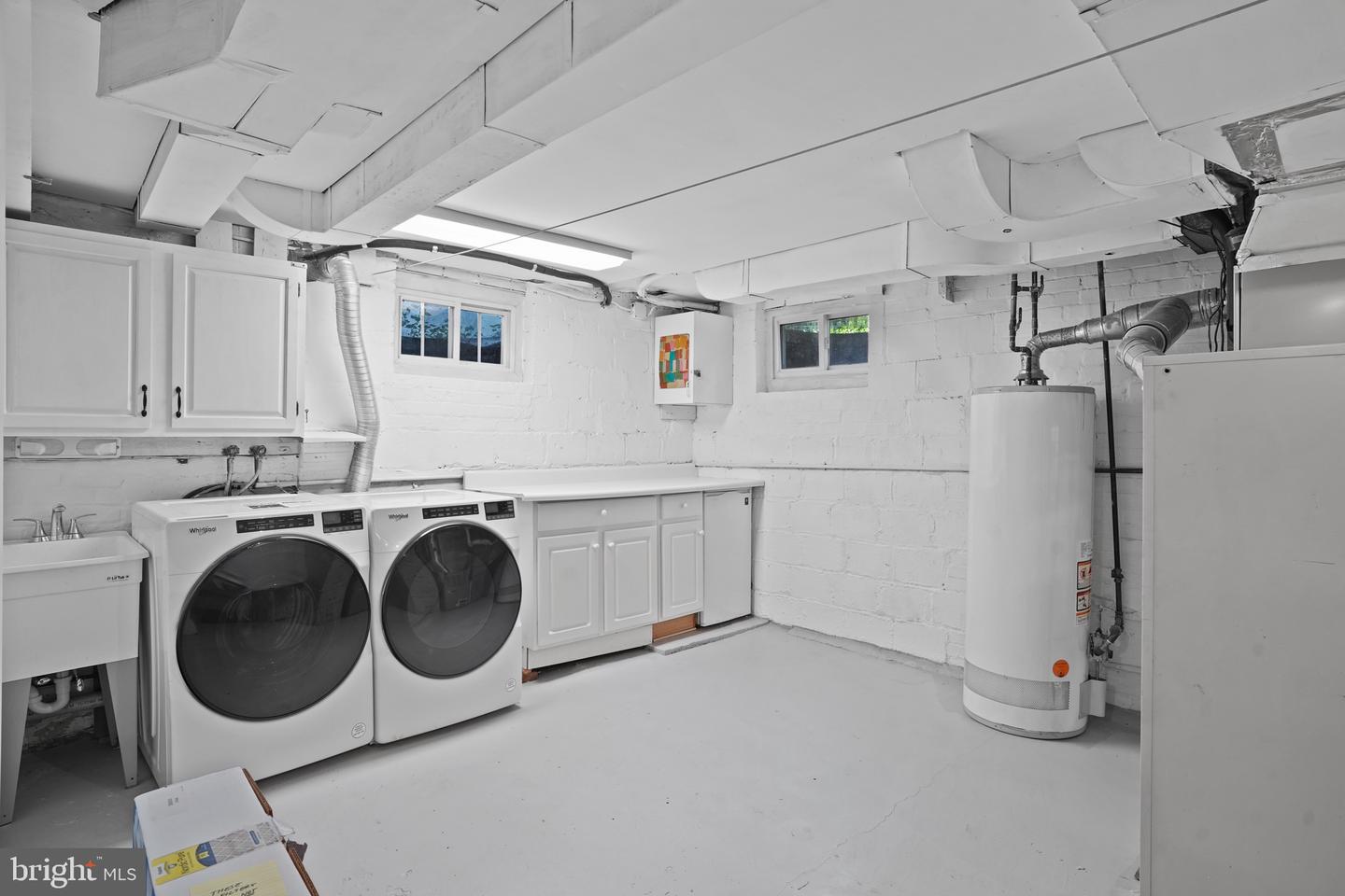 4208 23RD ST N, ARLINGTON, Virginia 22207, 3 Bedrooms Bedrooms, ,3 BathroomsBathrooms,Residential,For sale,4208 23RD ST N,VAAR2061302 MLS # VAAR2061302