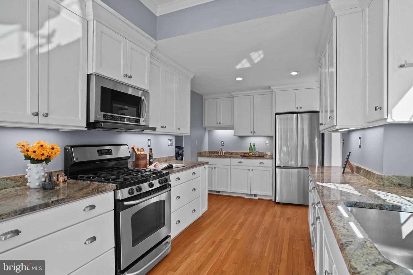 4208 23RD ST N, ARLINGTON, Virginia 22207, 3 Bedrooms Bedrooms, ,3 BathroomsBathrooms,Residential,For sale,4208 23RD ST N,VAAR2061302 MLS # VAAR2061302