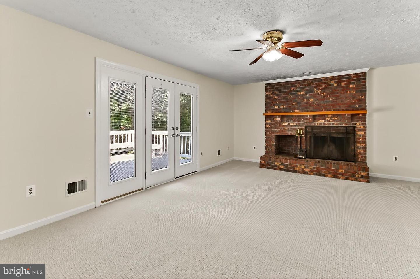 3 FORESTER CT, STERLING, Virginia 20165, 5 Bedrooms Bedrooms, ,2 BathroomsBathrooms,Residential,For sale,3 FORESTER CT,VALO2103094 MLS # VALO2103094