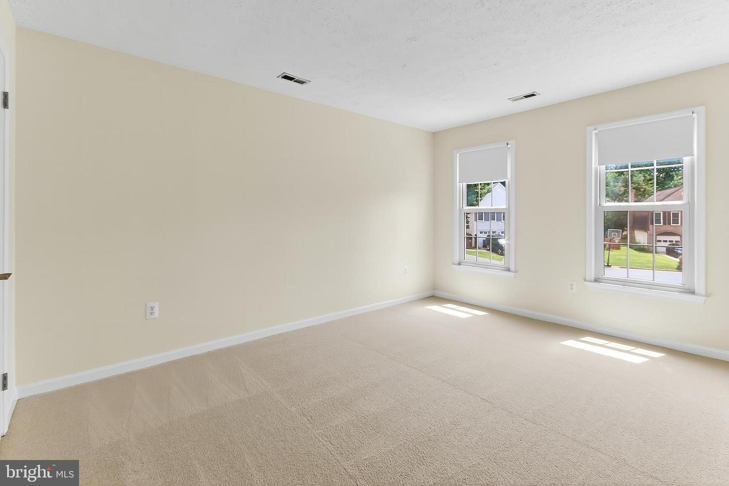 3 FORESTER CT, STERLING, Virginia 20165, 5 Bedrooms Bedrooms, ,2 BathroomsBathrooms,Residential,For sale,3 FORESTER CT,VALO2103094 MLS # VALO2103094