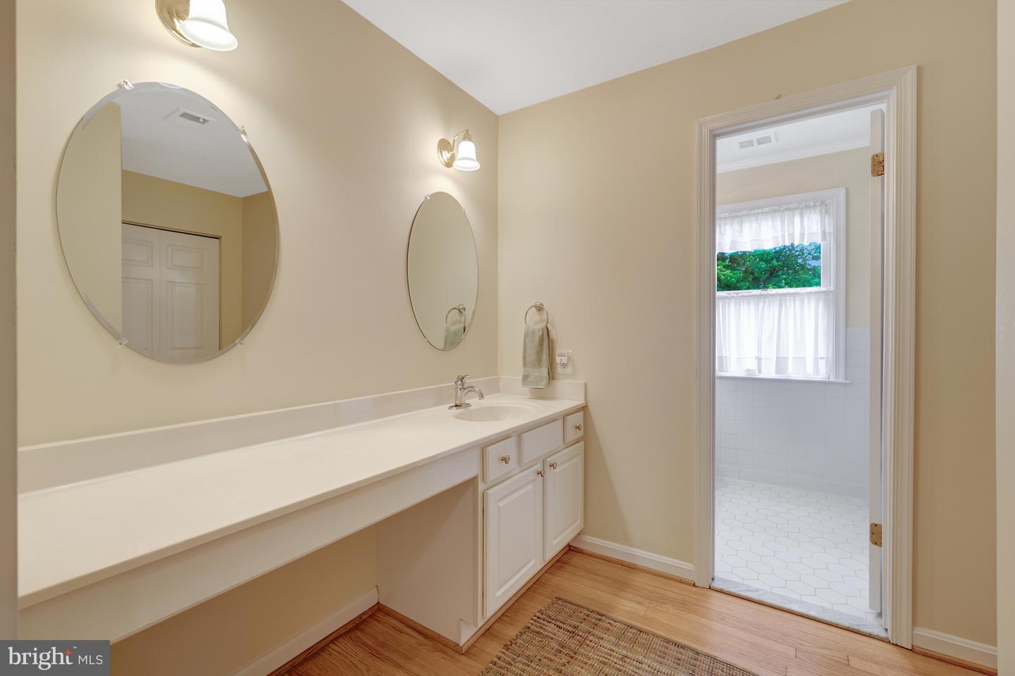 2201 LYDIA PL, VIENNA, Virginia 22181, 5 Bedrooms Bedrooms, 4 Rooms Rooms,3 BathroomsBathrooms,Residential,For sale,2201 LYDIA PL,VAFX2258356 MLS # VAFX2258356