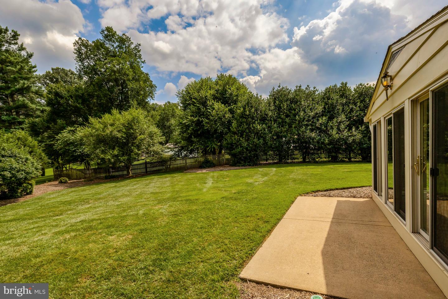 2201 LYDIA PL, VIENNA, Virginia 22181, 5 Bedrooms Bedrooms, 4 Rooms Rooms,3 BathroomsBathrooms,Residential,For sale,2201 LYDIA PL,VAFX2258356 MLS # VAFX2258356