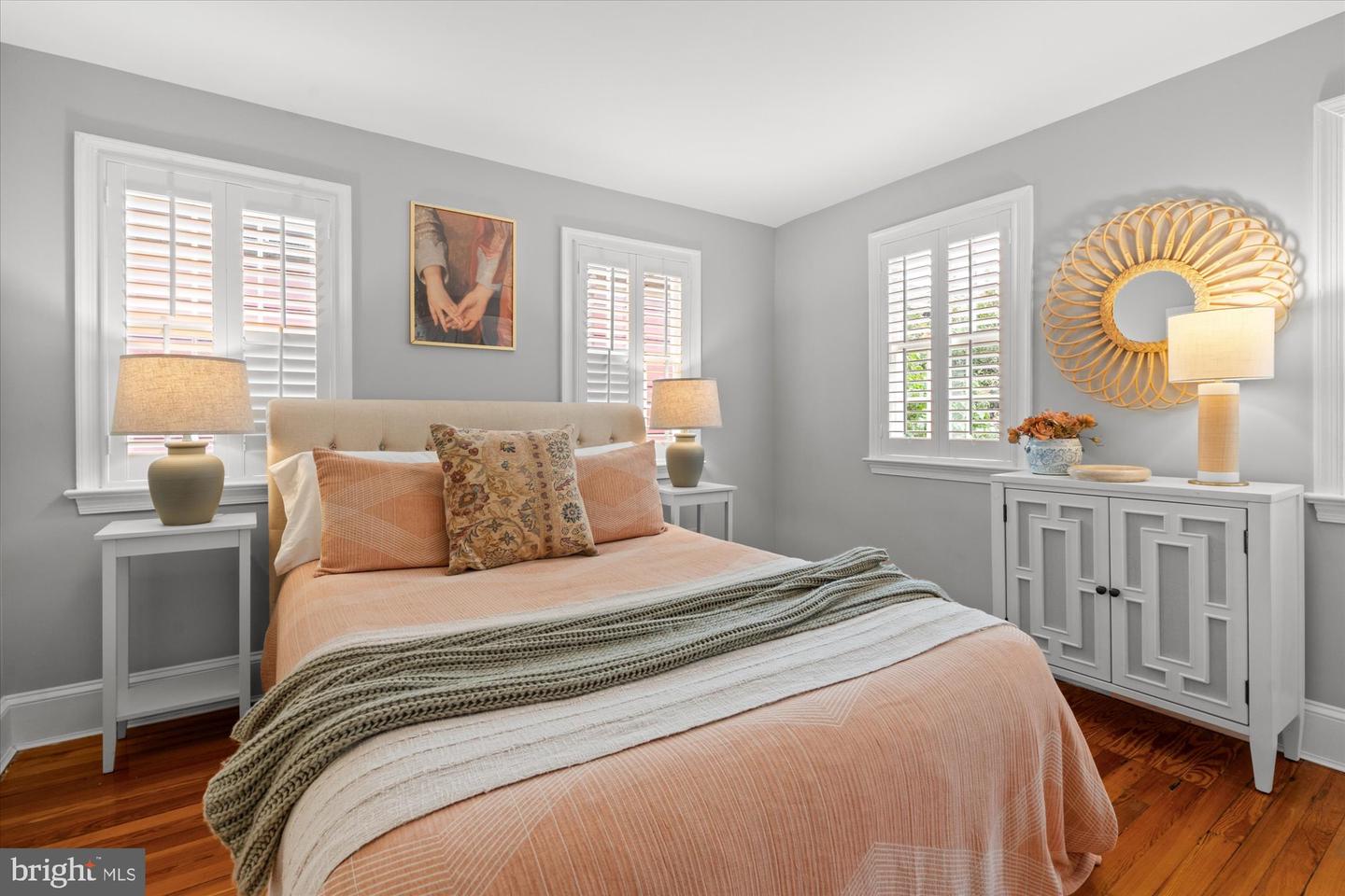416 S ROYAL ST, ALEXANDRIA, Virginia 22314, 3 Bedrooms Bedrooms, ,1 BathroomBathrooms,Residential,For sale,416 S ROYAL ST,VAAX2048058 MLS # VAAX2048058