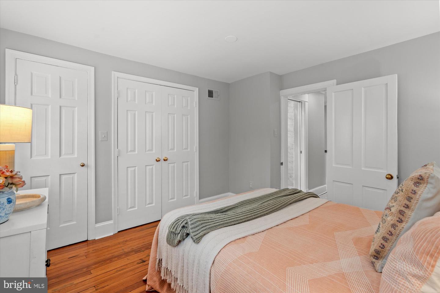 416 S ROYAL ST, ALEXANDRIA, Virginia 22314, 3 Bedrooms Bedrooms, ,1 BathroomBathrooms,Residential,For sale,416 S ROYAL ST,VAAX2048058 MLS # VAAX2048058