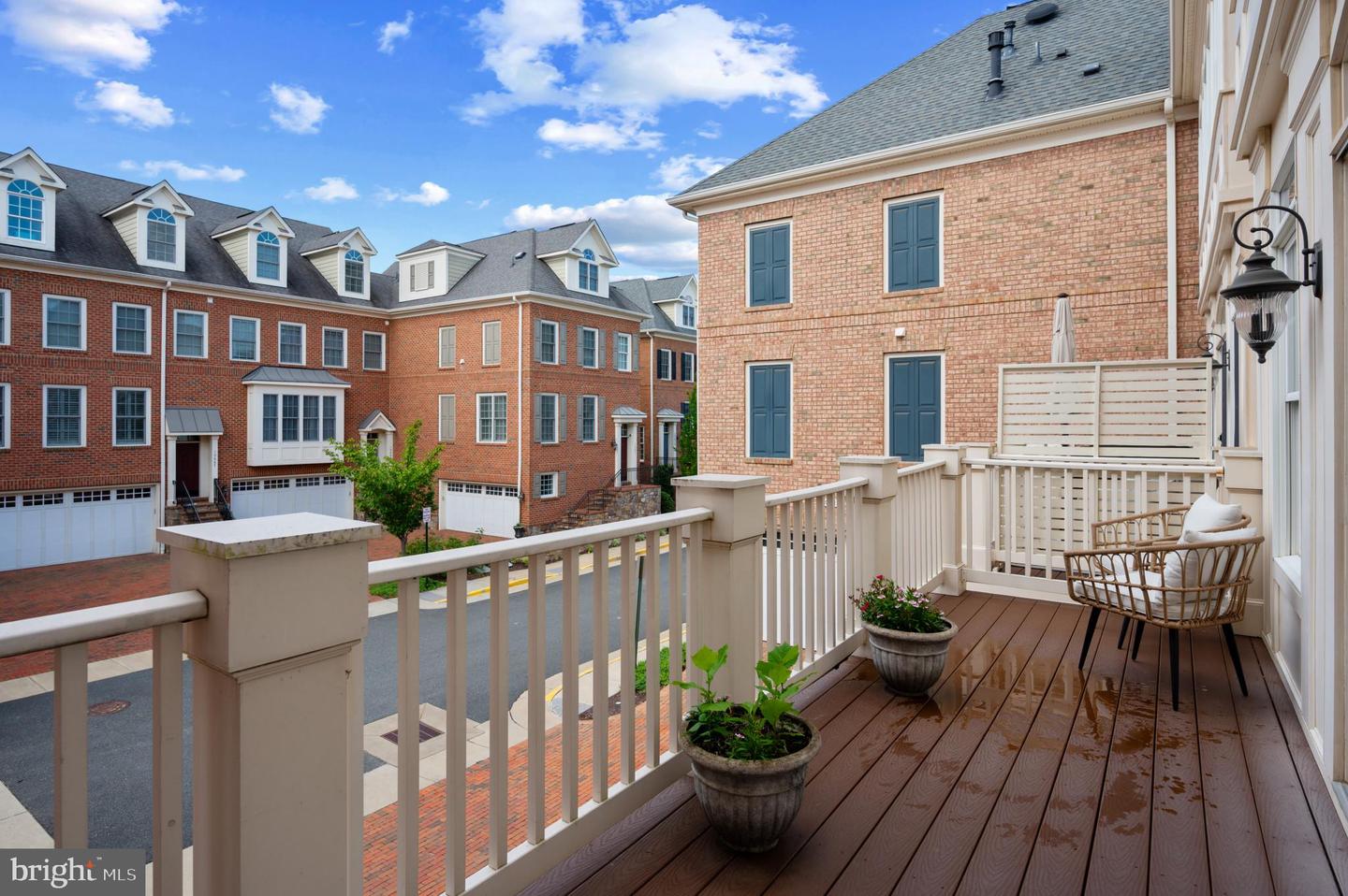 10605 YORKTOWN DR, FAIRFAX, Virginia 22030, 3 Bedrooms Bedrooms, ,3 BathroomsBathrooms,Residential,For sale,10605 YORKTOWN DR,VAFC2006708 MLS # VAFC2006708