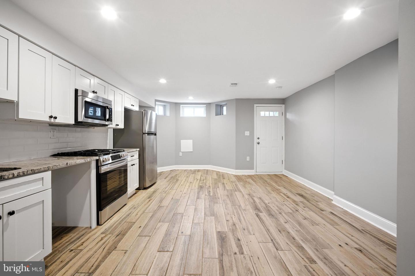 538 13TH ST SE, WASHINGTON, District Of Columbia 20003, 3 Bedrooms Bedrooms, ,3 BathroomsBathrooms,Residential,For sale,538 13TH ST SE,DCDC2213088 MLS # DCDC2213088