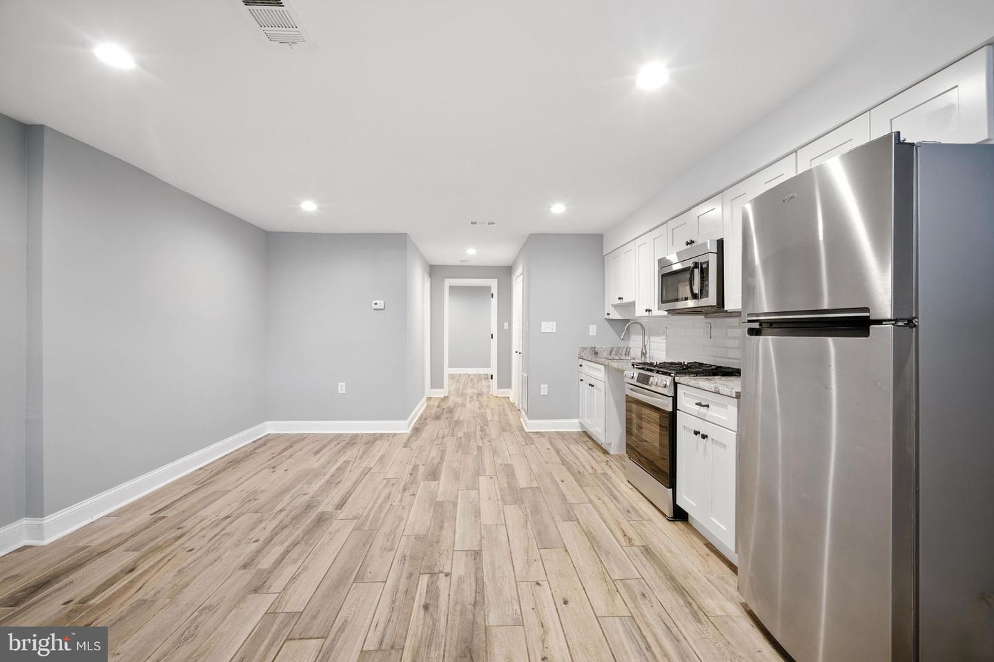 538 13TH ST SE, WASHINGTON, District Of Columbia 20003, 3 Bedrooms Bedrooms, ,3 BathroomsBathrooms,Residential,For sale,538 13TH ST SE,DCDC2213088 MLS # DCDC2213088