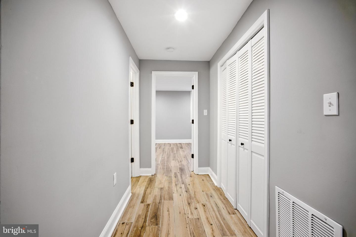 538 13TH ST SE, WASHINGTON, District Of Columbia 20003, 3 Bedrooms Bedrooms, ,3 BathroomsBathrooms,Residential,For sale,538 13TH ST SE,DCDC2213088 MLS # DCDC2213088