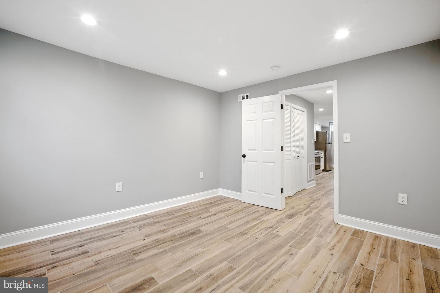 538 13TH ST SE, WASHINGTON, District Of Columbia 20003, 3 Bedrooms Bedrooms, ,3 BathroomsBathrooms,Residential,For sale,538 13TH ST SE,DCDC2213088 MLS # DCDC2213088