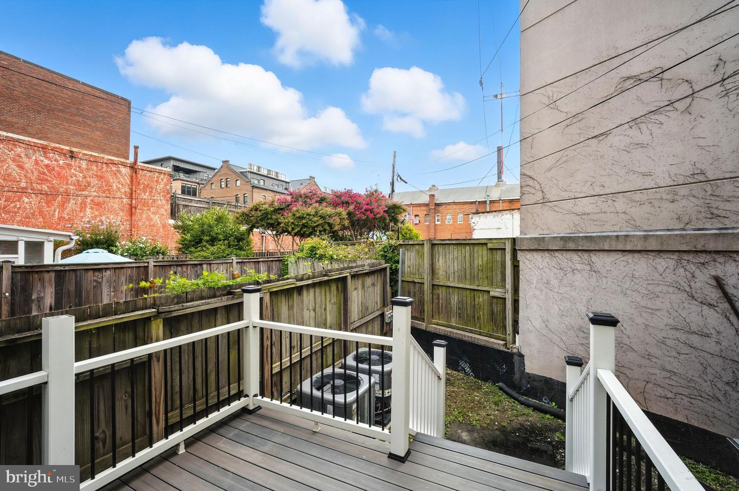 538 13TH ST SE, WASHINGTON, District Of Columbia 20003, 3 Bedrooms Bedrooms, ,3 BathroomsBathrooms,Residential,For sale,538 13TH ST SE,DCDC2213088 MLS # DCDC2213088