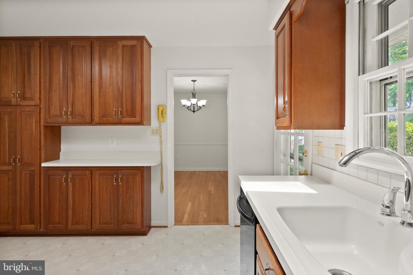 3311 MIDLAND RD, FAIRFAX, Virginia 22031, 3 Bedrooms Bedrooms, ,3 BathroomsBathrooms,Residential,For sale,3311 MIDLAND RD,VAFX2258736 MLS # VAFX2258736