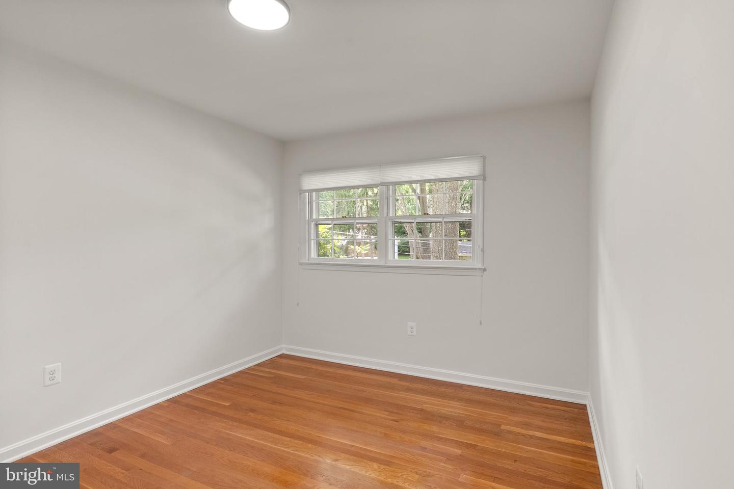3311 MIDLAND RD, FAIRFAX, Virginia 22031, 3 Bedrooms Bedrooms, ,3 BathroomsBathrooms,Residential,For sale,3311 MIDLAND RD,VAFX2258736 MLS # VAFX2258736