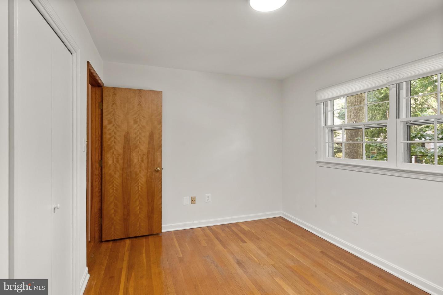 3311 MIDLAND RD, FAIRFAX, Virginia 22031, 3 Bedrooms Bedrooms, ,3 BathroomsBathrooms,Residential,For sale,3311 MIDLAND RD,VAFX2258736 MLS # VAFX2258736