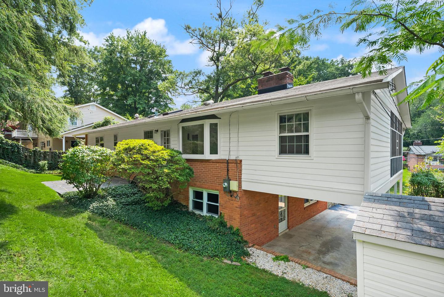 3311 MIDLAND RD, FAIRFAX, Virginia 22031, 3 Bedrooms Bedrooms, ,3 BathroomsBathrooms,Residential,For sale,3311 MIDLAND RD,VAFX2258736 MLS # VAFX2258736