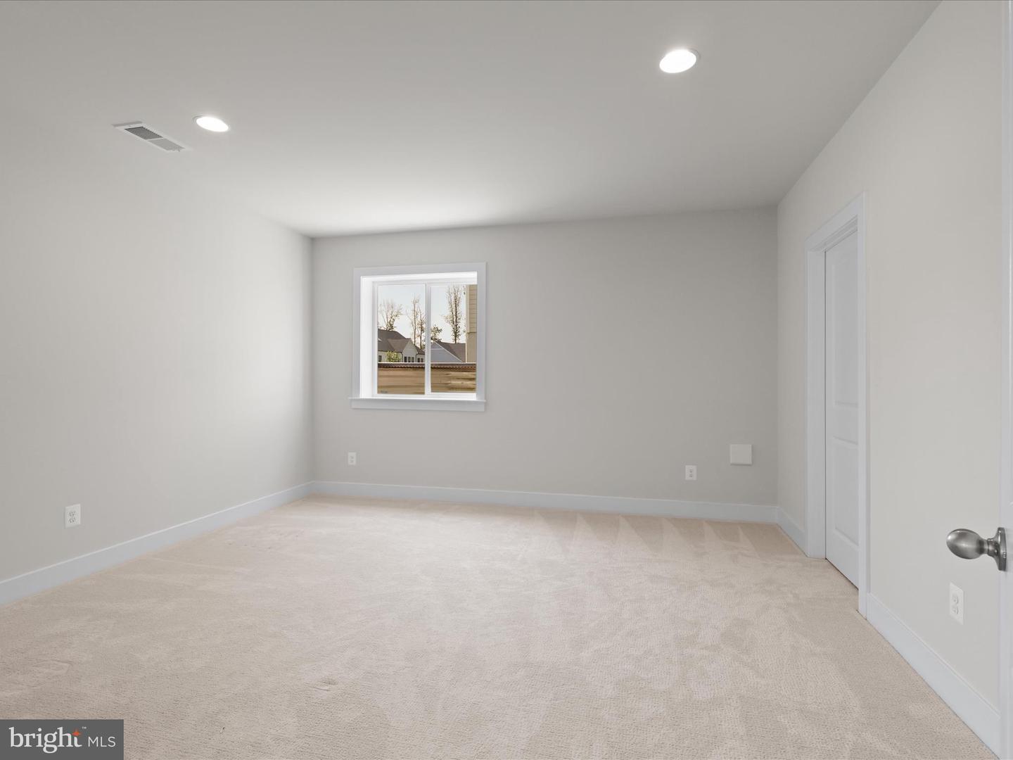 23732 CINZANO CT, ALDIE, Virginia 20105, 5 Bedrooms Bedrooms, ,4 BathroomsBathrooms,Residential,For sale,23732 CINZANO CT,VALO2103632 MLS # VALO2103632