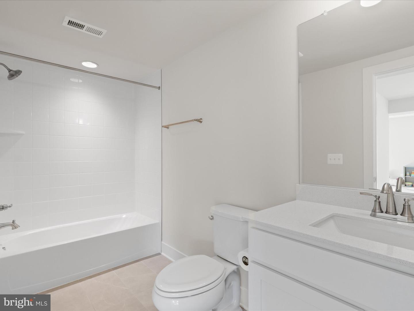 23732 CINZANO CT, ALDIE, Virginia 20105, 5 Bedrooms Bedrooms, ,4 BathroomsBathrooms,Residential,For sale,23732 CINZANO CT,VALO2103632 MLS # VALO2103632