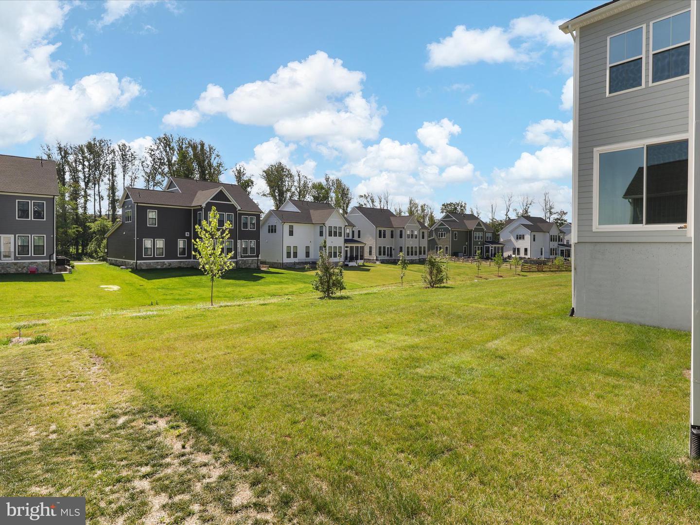 23732 CINZANO CT, ALDIE, Virginia 20105, 5 Bedrooms Bedrooms, ,4 BathroomsBathrooms,Residential,For sale,23732 CINZANO CT,VALO2103632 MLS # VALO2103632