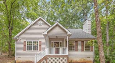 426 JEFFERSON DR, PALMYRA, Virginia 22963, 3 Bedrooms Bedrooms, ,2 BathroomsBathrooms,Residential,For sale,426 JEFFERSON DR,667368 MLS # 667368