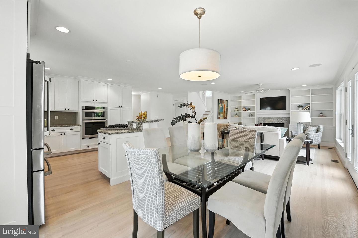 11 W DEL RAY AVE, ALEXANDRIA, Virginia 22301, 6 Bedrooms Bedrooms, ,5 BathroomsBathrooms,Residential,For sale,11 W DEL RAY AVE,VAAX2048146 MLS # VAAX2048146