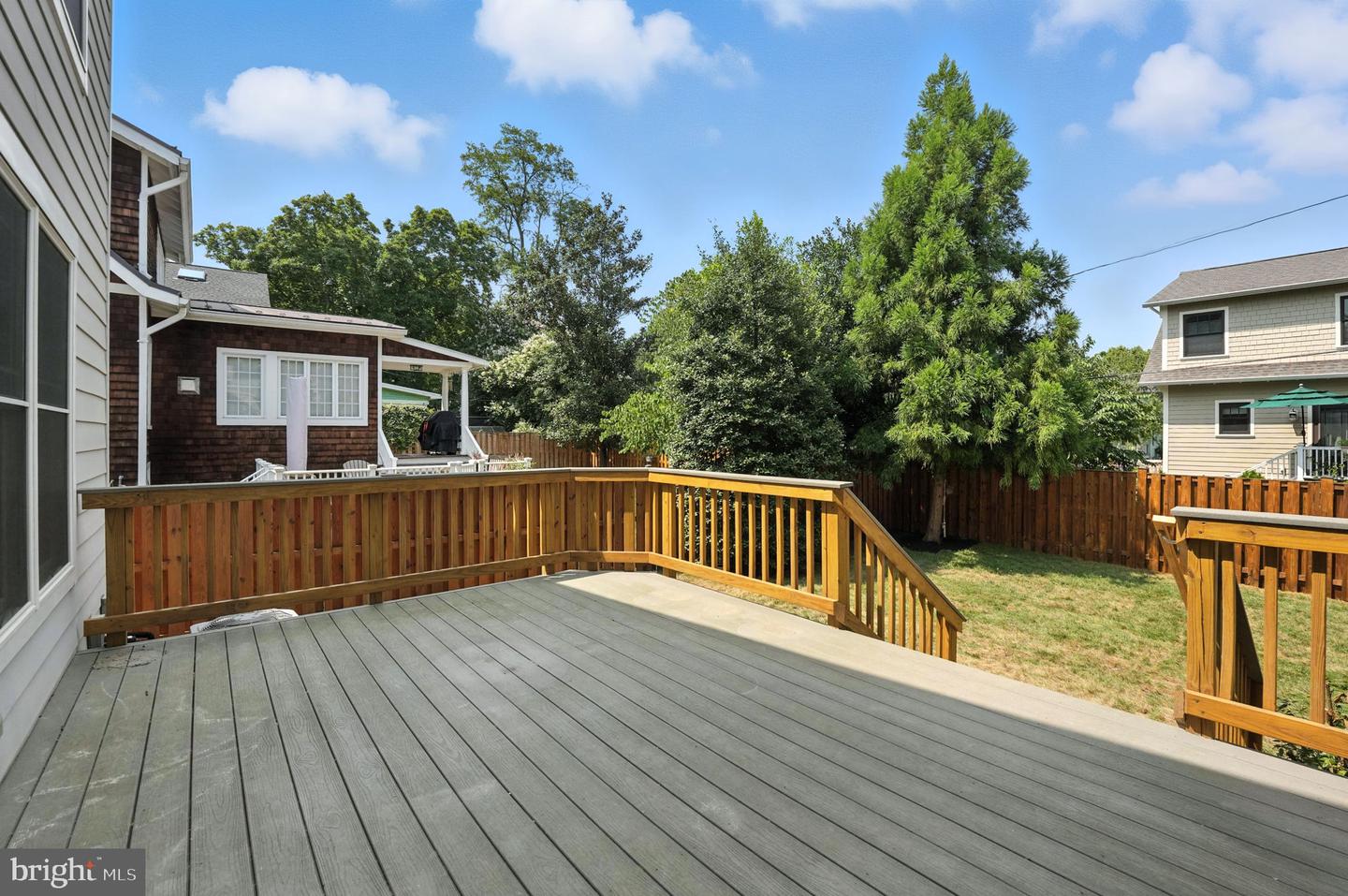 11 W DEL RAY AVE, ALEXANDRIA, Virginia 22301, 6 Bedrooms Bedrooms, ,5 BathroomsBathrooms,Residential,For sale,11 W DEL RAY AVE,VAAX2048146 MLS # VAAX2048146